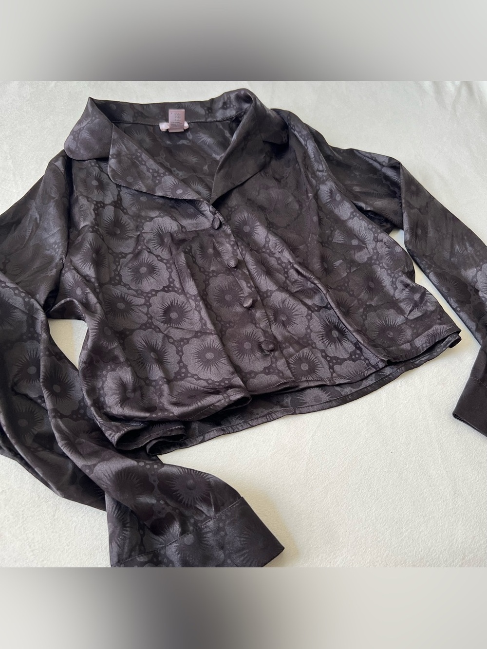 Black Floral Satin Button-Front Blouse Crop 70s print Satin Flowy Whimsygoth